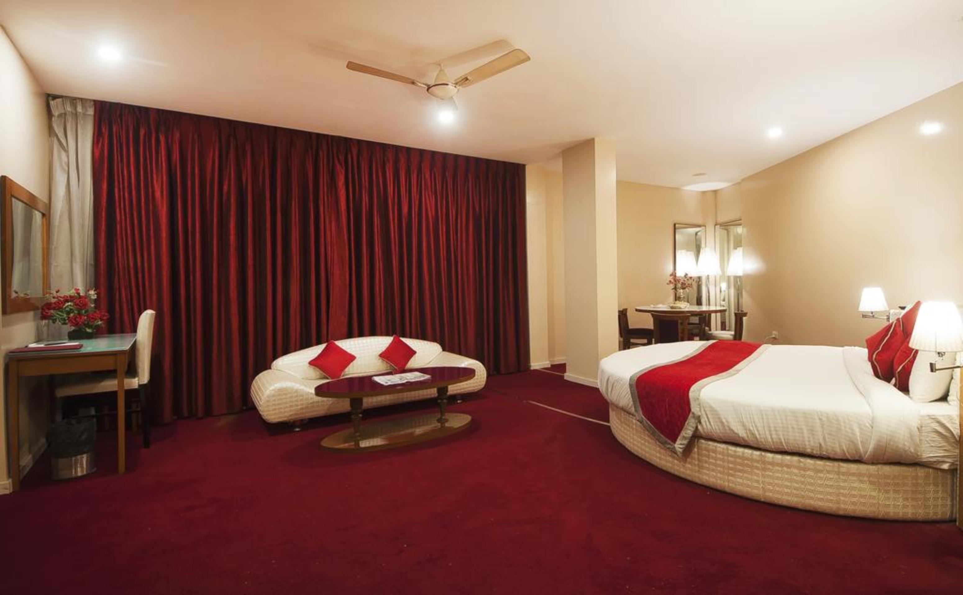 Airport Hotel Ramhan Palace Mahipalpur New Delhi Eksteriør billede