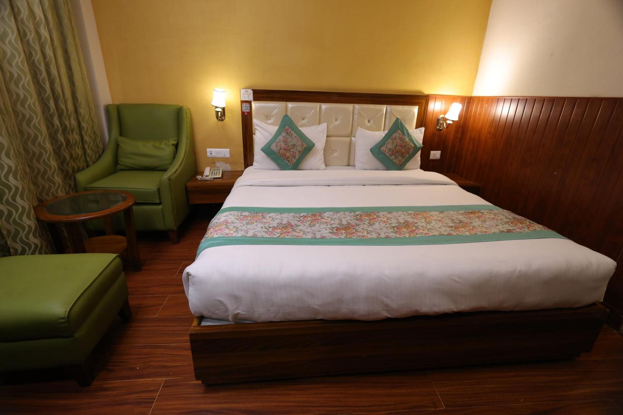 Airport Hotel Ramhan Palace Mahipalpur New Delhi Eksteriør billede