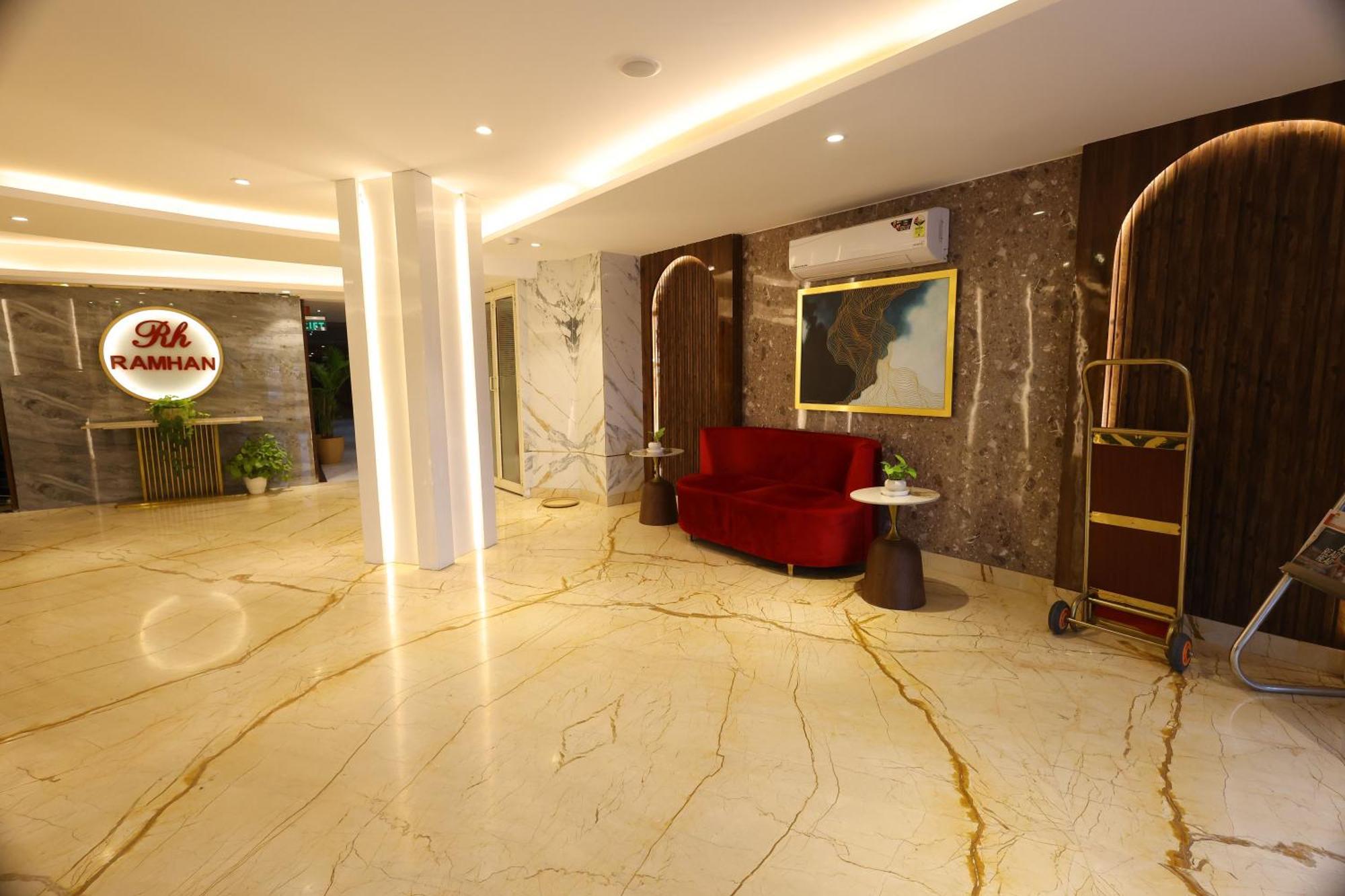 Airport Hotel Ramhan Palace Mahipalpur New Delhi Eksteriør billede
