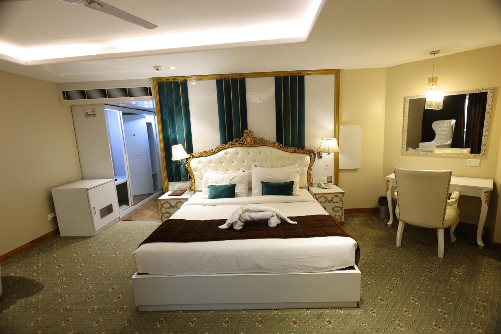Airport Hotel Ramhan Palace Mahipalpur New Delhi Eksteriør billede