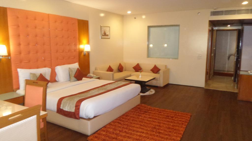 Airport Hotel Ramhan Palace Mahipalpur New Delhi Eksteriør billede